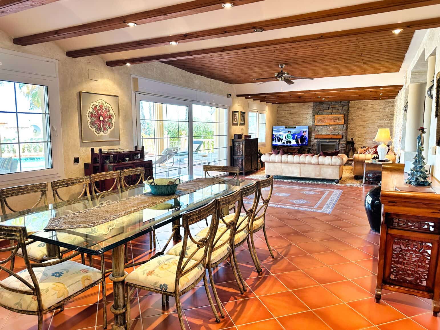 4 makuuhuone Huvila myytävänä paikassa Benissa mukana uima-altaan 
autotalli - 1 590 000 € (Ref: 8221807)