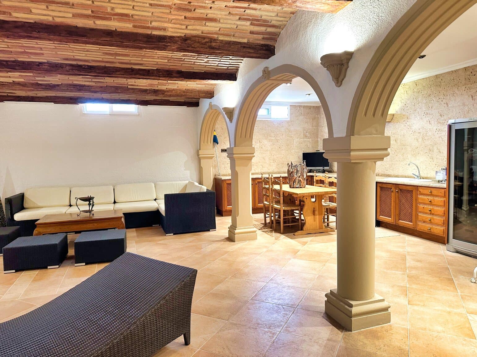 4 makuuhuone Huvila myytävänä paikassa Benissa mukana uima-altaan 
autotalli - 1 590 000 € (Ref: 8221807)