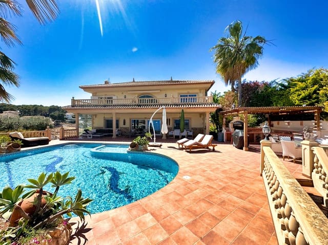 4 Zimmer Villa zu verkaufen in Benissa mit Pool Garage - 1.590.000 € (Ref: 8221807)