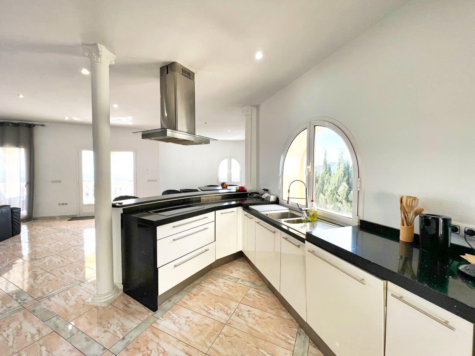 4 camera da letto Villa in vendita in Calpe / Calp con piscina garage - 1.250.000 € (Rif: 8249516)