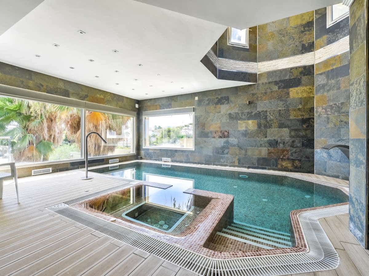 5 soveværelse Villa til salg i Benissa med swimmingpool - € 1.999.999 (Ref: 8253068)