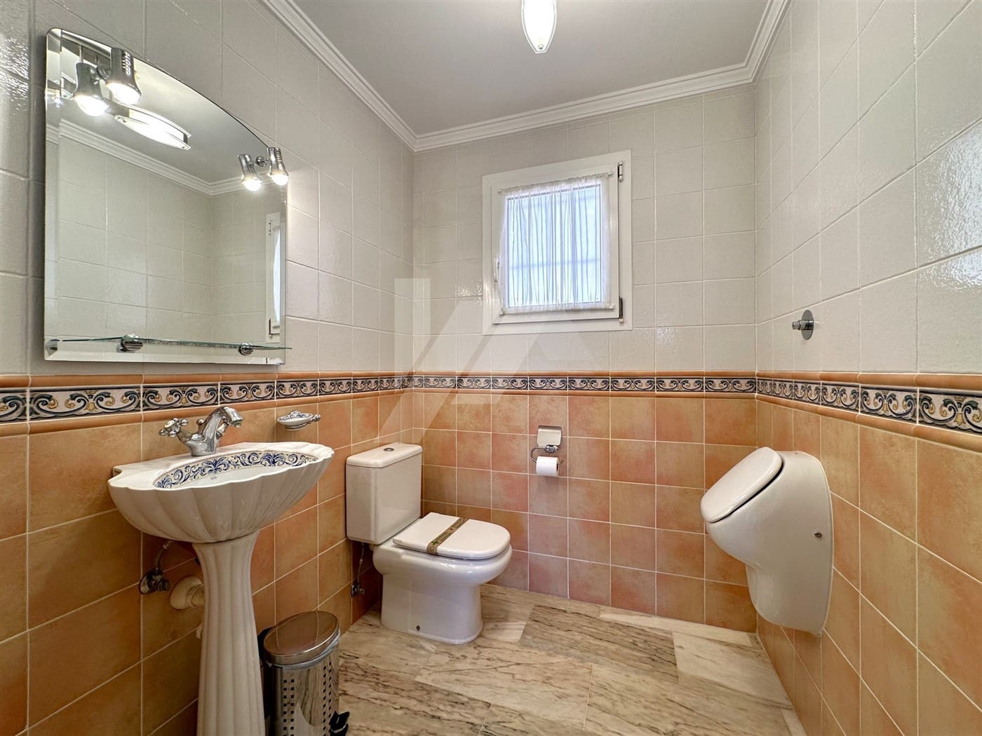 3 sypialnia Willa na sprzedaż w Moraira z basenem garażem - 990 000 € (Ref: 8263540)