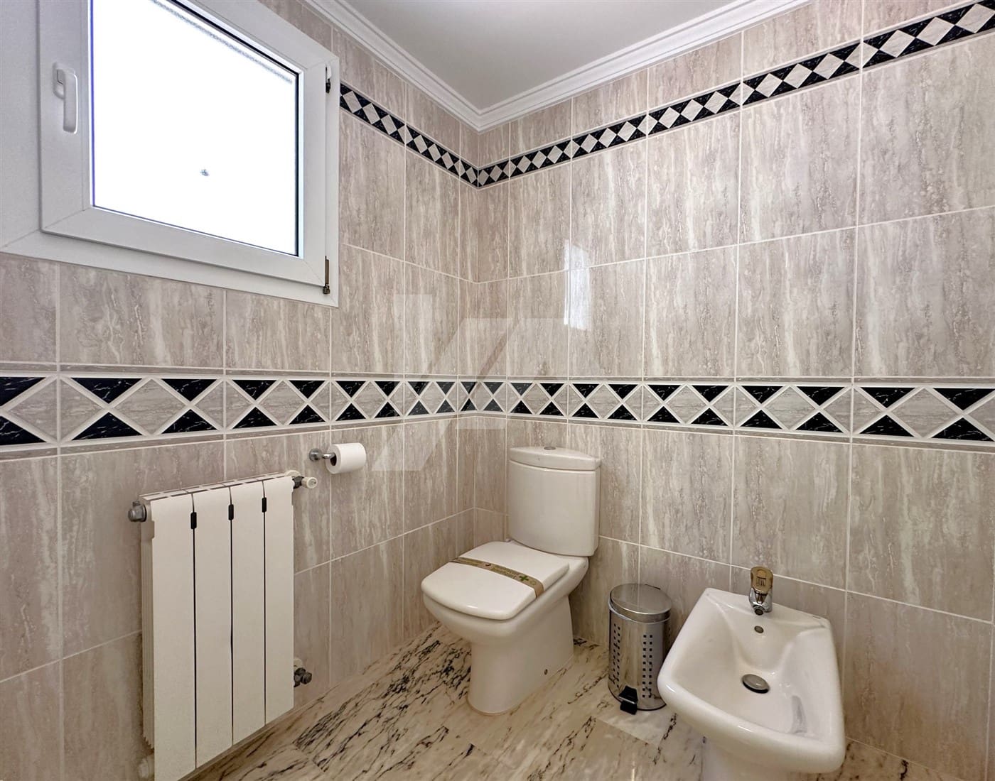 3 sypialnia Willa na sprzedaż w Moraira z basenem garażem - 990 000 € (Ref: 8263540)