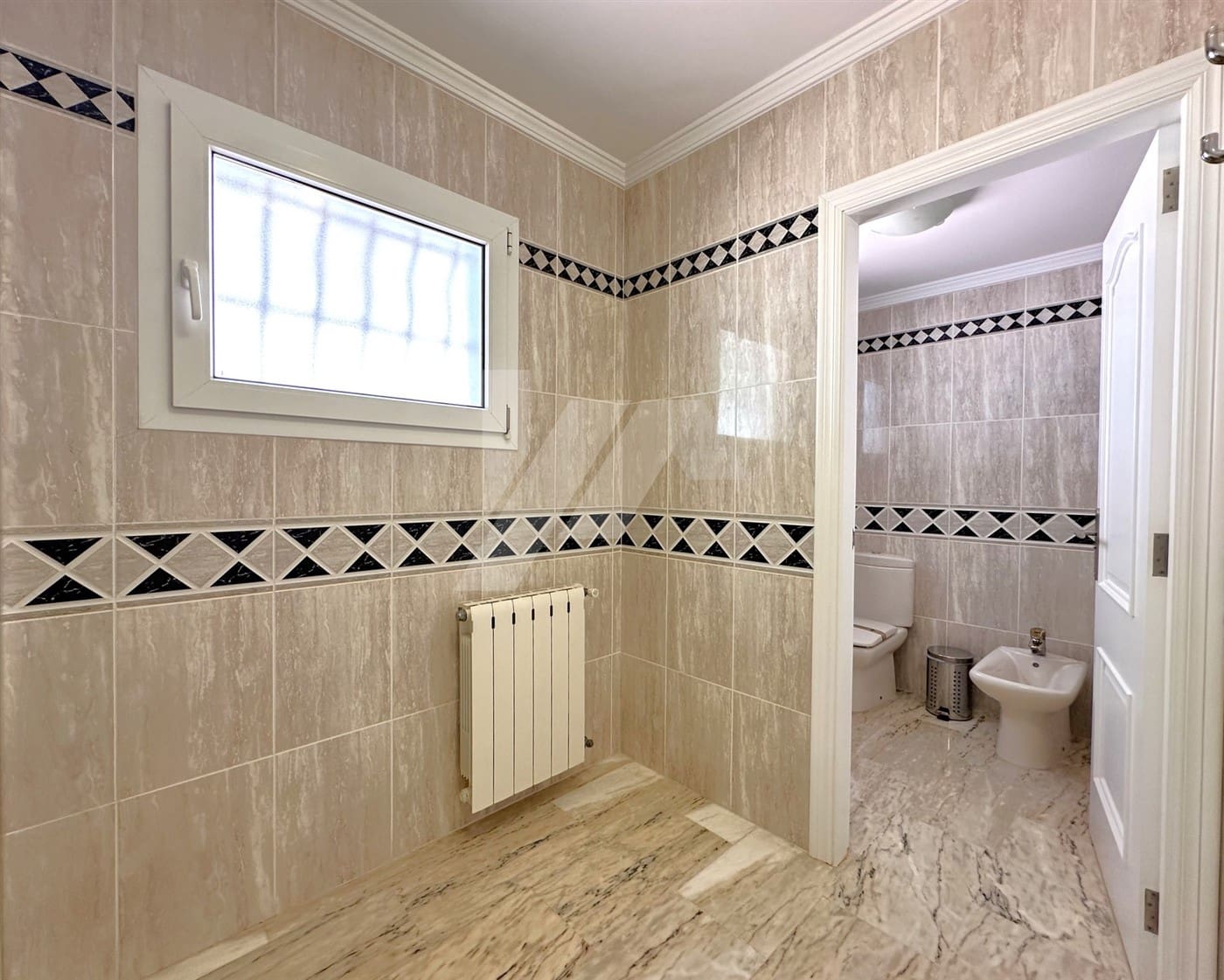 3 sypialnia Willa na sprzedaż w Moraira z basenem garażem - 990 000 € (Ref: 8263540)