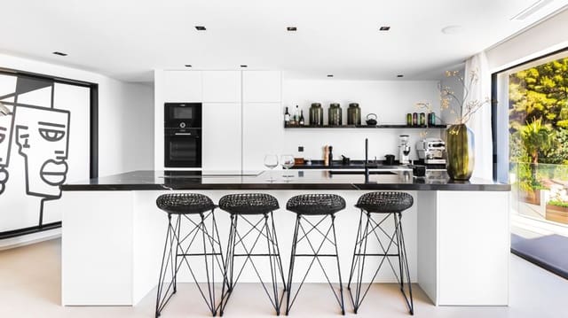 4 makuuhuone Huvila myytävänä paikassa Portichol - Balcón al Mar, Javea / Xàbia mukana uima-altaan 
autotalli - 1 790 000 € (Ref: 8323417)