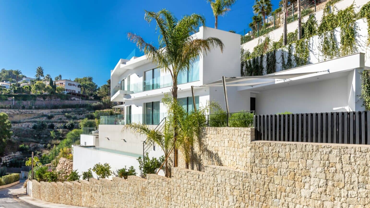 4 soveværelse Villa til salg i Javea / Xabia med swimmingpool garage - € 1.790.000 (Ref: 8323417)