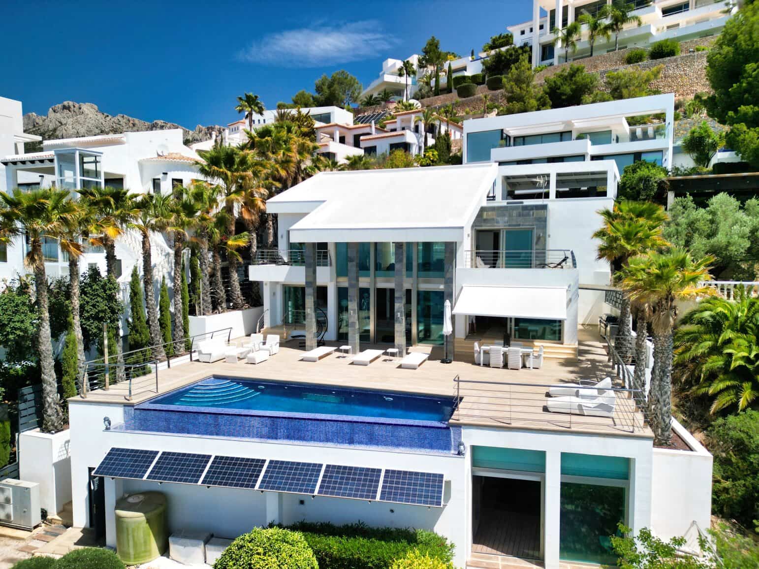 3 soveværelse Villa til salg i Altea med swimmingpool garage - € 2.490.000 (Ref: 8364484)