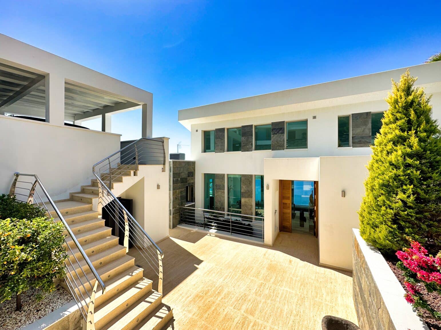 3 soveværelse Villa til salg i Altea med swimmingpool garage - € 2.490.000 (Ref: 8364484)