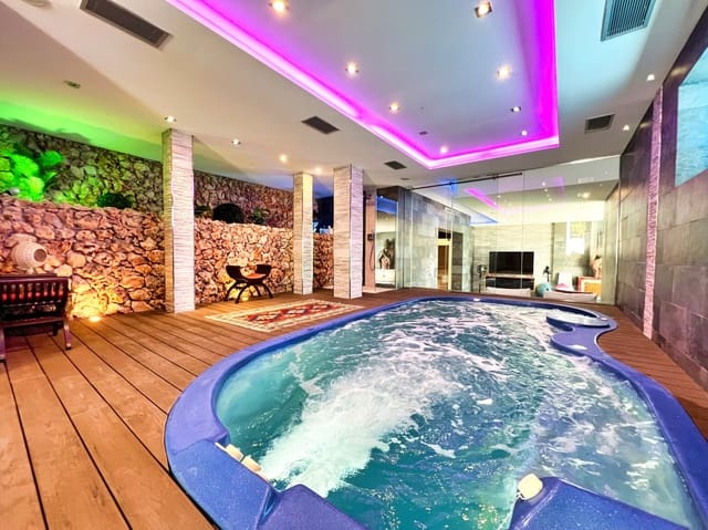 3 slaapkamer Villa te koop in Altea met zwembad garage - € 2.490.000 (Ref: 8364484)