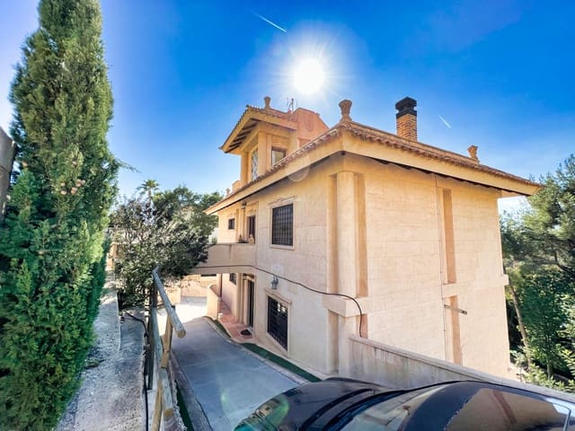 3 bedroom Villa for sale in Altea la Vella, Altea with pool garage - € 630,000 (Ref: 8416931)