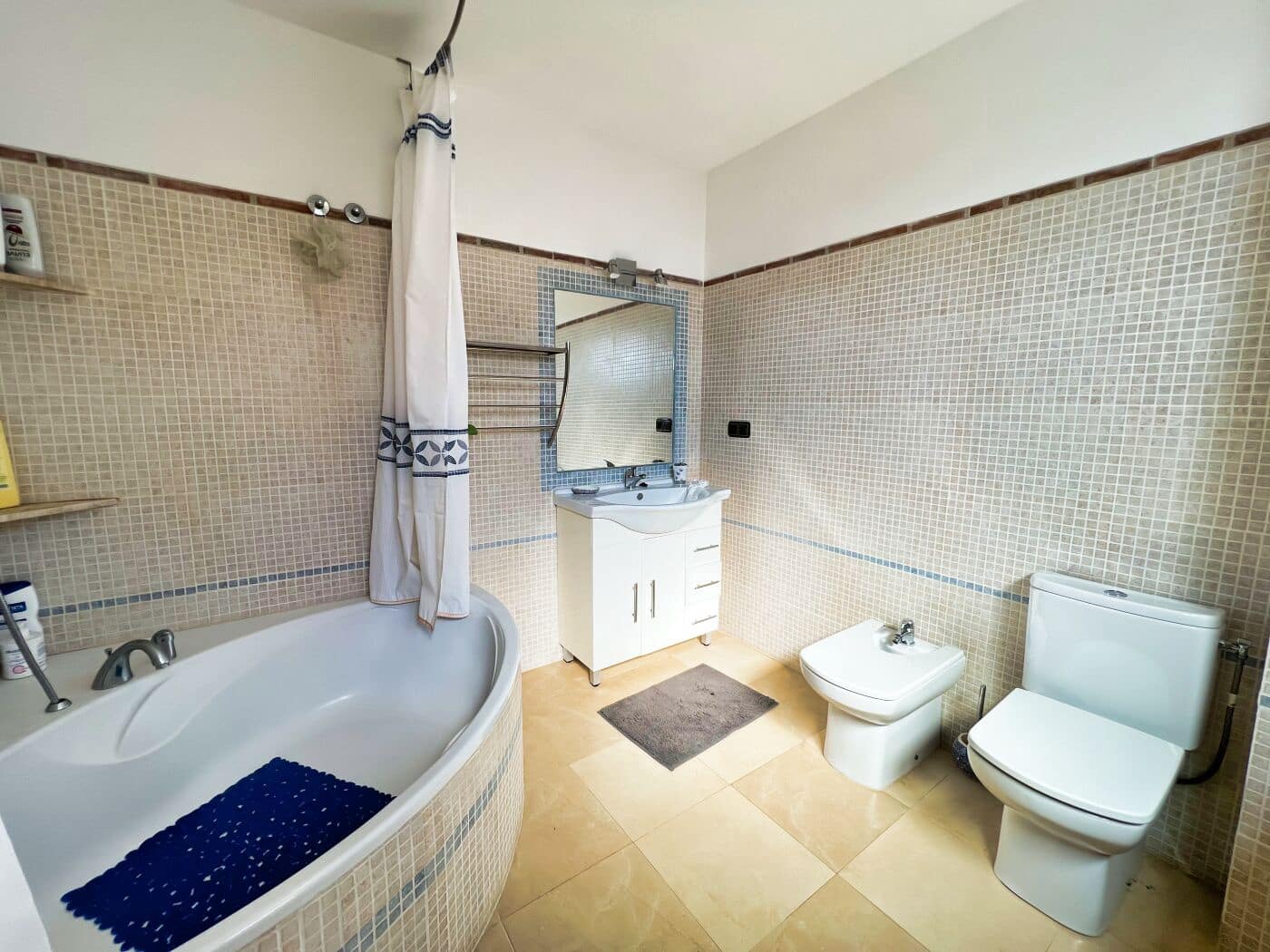 3 soveværelse Villa til salg i Altea la Vella med swimmingpool garage - € 630.000 (Ref: 8416931)