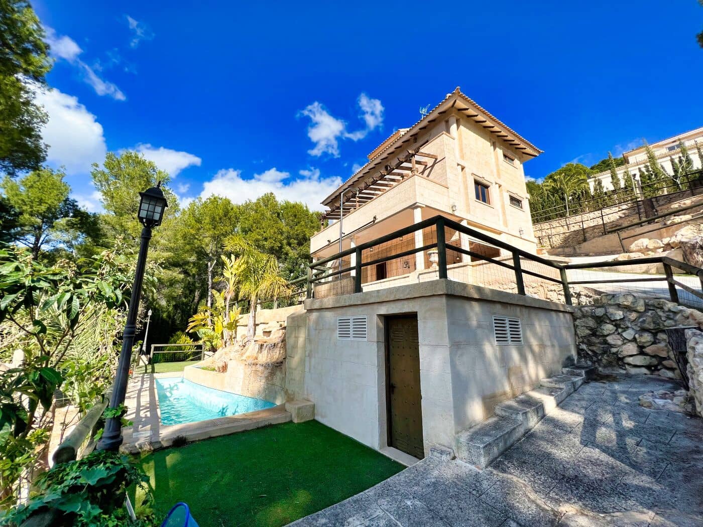 3 soveværelse Villa til salg i Altea la Vella med swimmingpool garage - € 630.000 (Ref: 8416931)