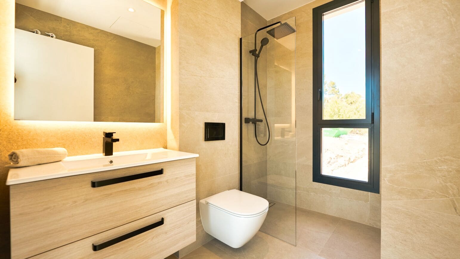 3 slaapkamer Villa te koop in Alfaz del Pi / L'Alfas del Pi met zwembad garage - € 690.000 (Ref: 8420363)