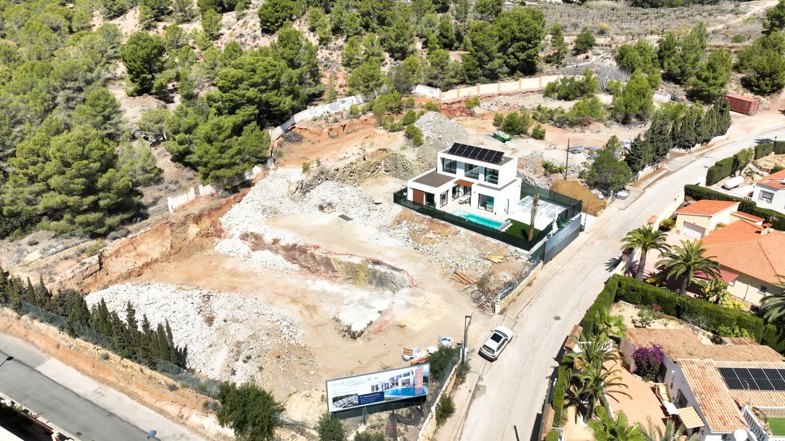 3 slaapkamer Villa te koop in Alfaz del Pi / L'Alfas del Pi met zwembad garage - € 690.000 (Ref: 8420363)