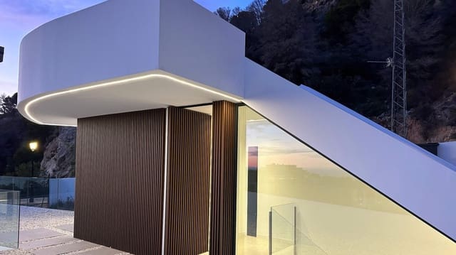 4 quarto Moradia para venda em Altea com piscina garagem - 2 290 000 € (Ref: 8425430)