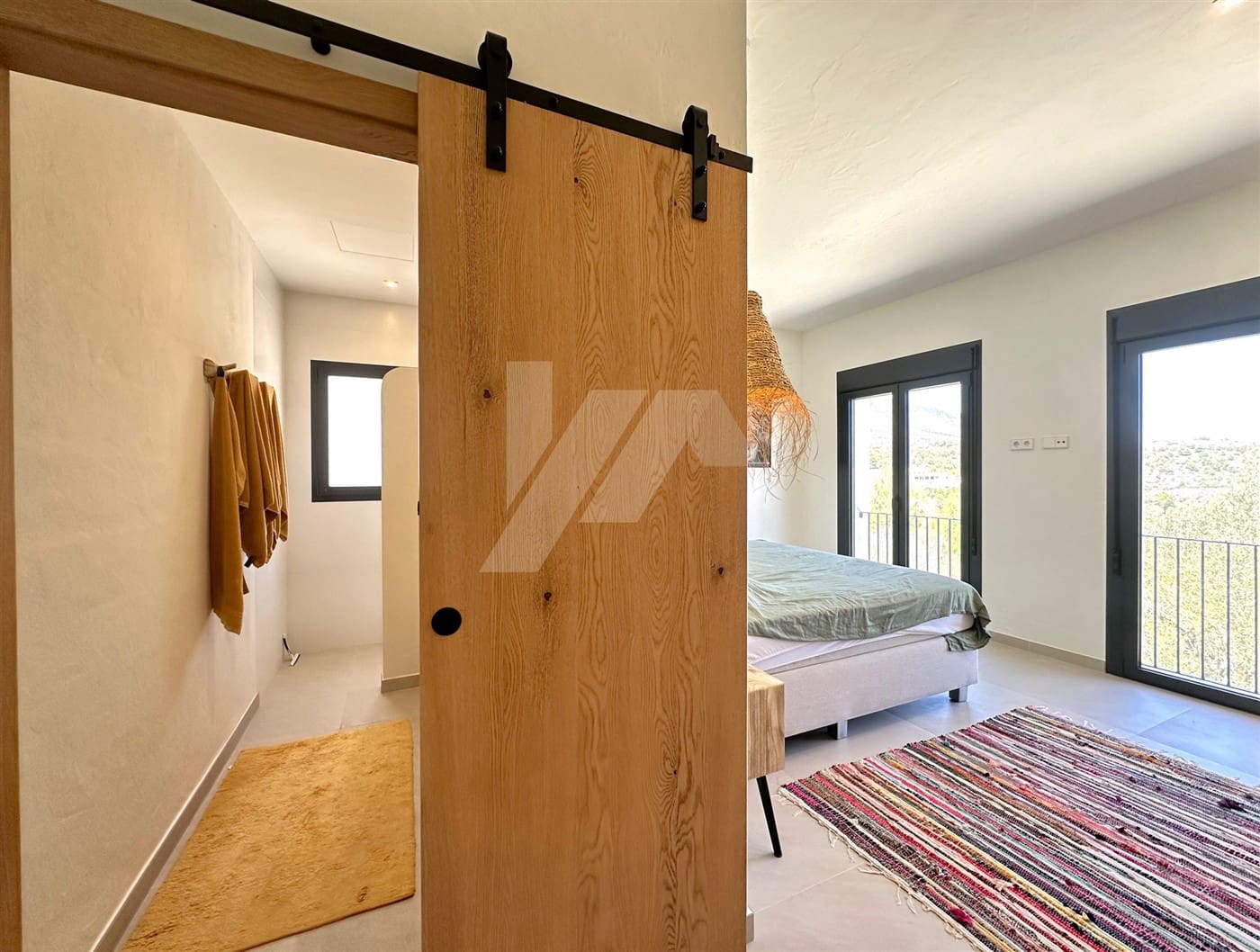 4 sovrum Finca/Hus på landet till salu i Benissa med pool garage - 1 095 000 € (Ref: 8437506)