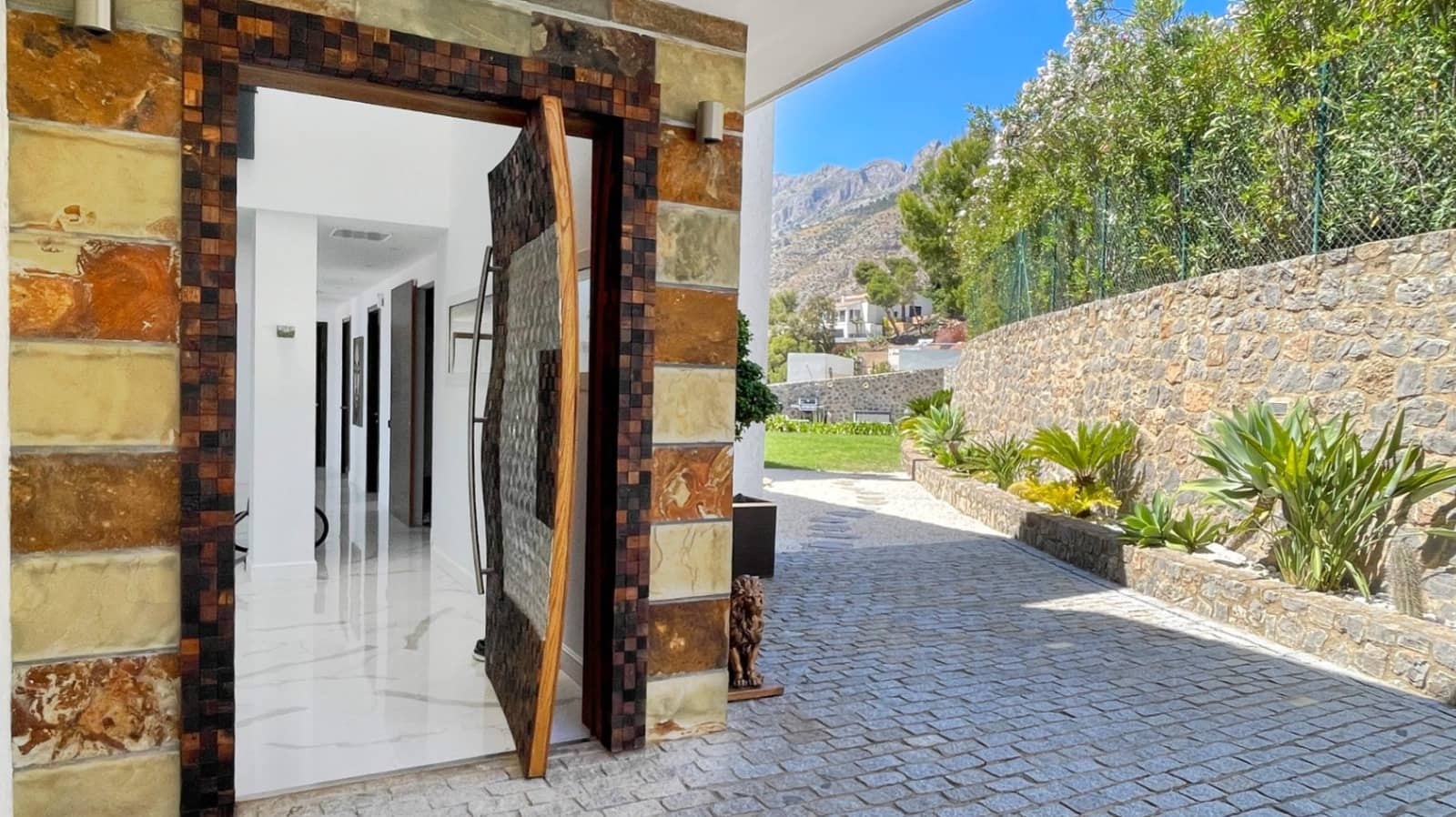 7 sovrum Villa till salu i Altea med pool garage - 4 750 000 € (Ref: 8480362)