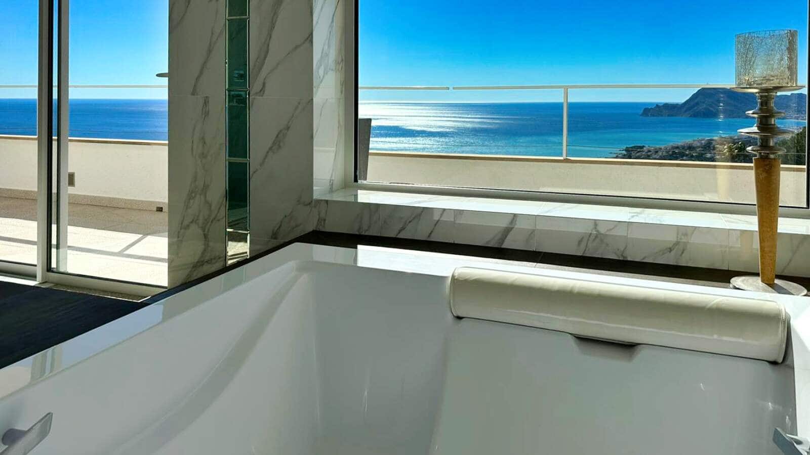 7 bedroom Villa for sale in Altea with pool - € 4,750,000 (Ref: 8480362)