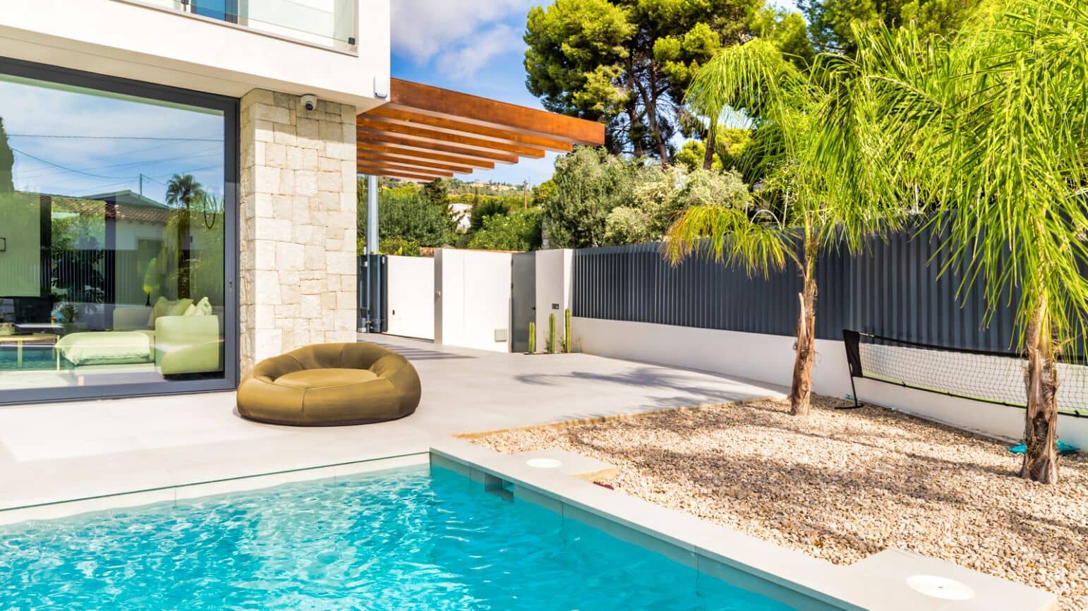 4 makuuhuone Huvila myytävänä paikassa Benissa mukana uima-altaan 
autotalli - 1 250 000 € (Ref: 8513817)