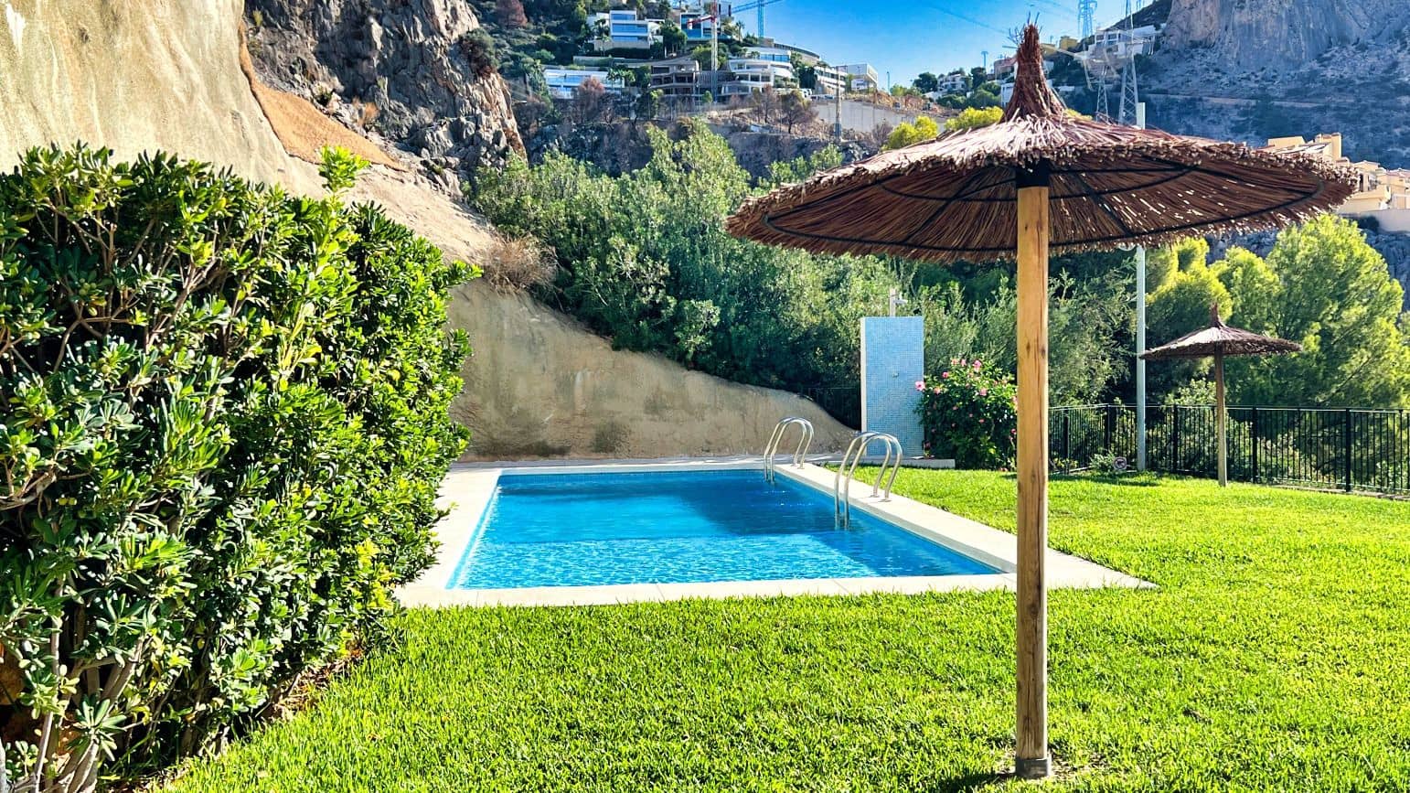 3 sypialnia Apartament na sprzedaż w Altea z basenem garażem - 395 000 € (Ref: 8520825)