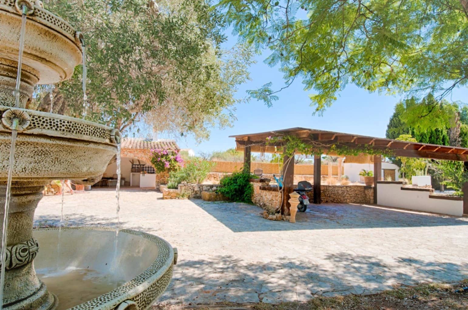 3 soverom Finca/Herregård til salgs i Senija med svømmebasseng garasje - € 1 295 000 (Ref: 8555356)