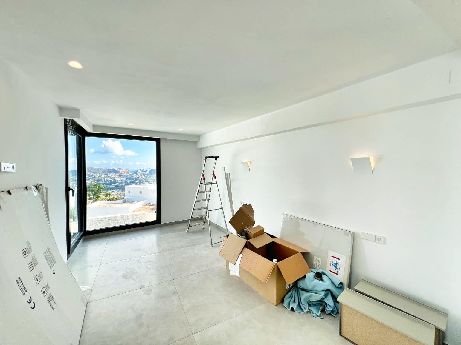 3 makuuhuone Huvila myytävänä paikassa Moraira mukana uima-altaan 
autotalli - 2 250 000 € (Ref: 8595641)