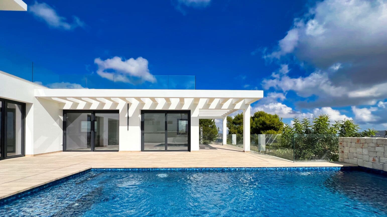 3 makuuhuone Huvila myytävänä paikassa Moraira mukana uima-altaan 
autotalli - 2 250 000 € (Ref: 8595641)