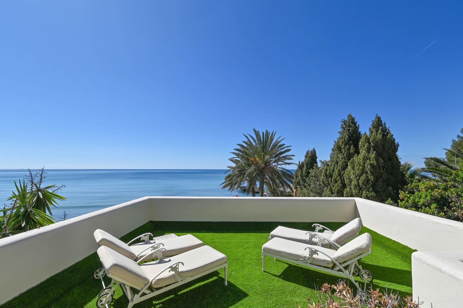 4 slaapkamer Villa te koop in Moraira met zwembad garage - € 5.850.000 (Ref: 8644095)