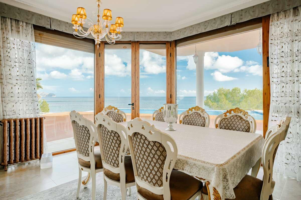 6 soveværelse Villa til salg i Calpe / Calp med swimmingpool - € 4.200.000 (Ref: 8649081)