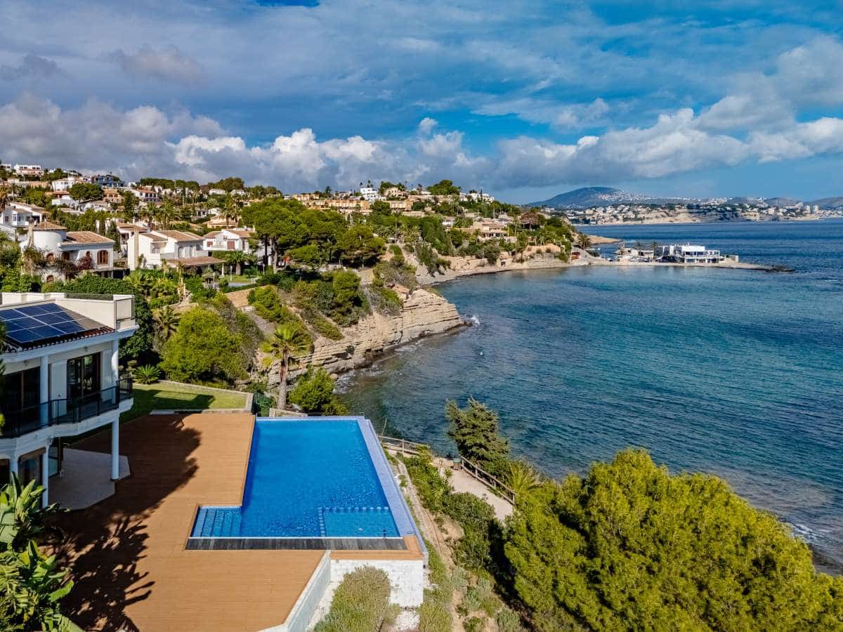6 soveværelse Villa til salg i Calpe / Calp med swimmingpool - € 4.200.000 (Ref: 8649081)