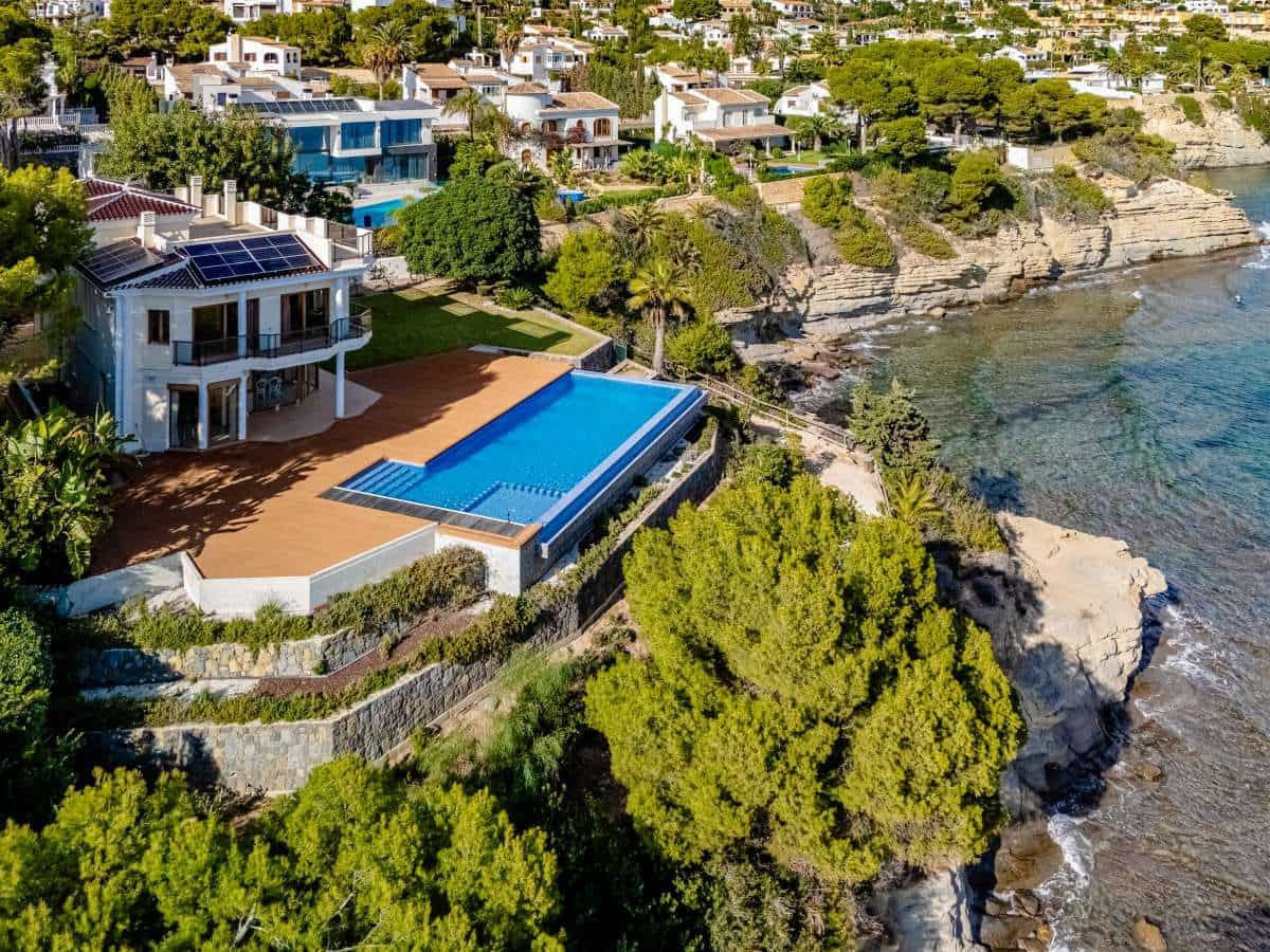 6 soveværelse Villa til salg i Calpe / Calp med swimmingpool - € 4.200.000 (Ref: 8649081)