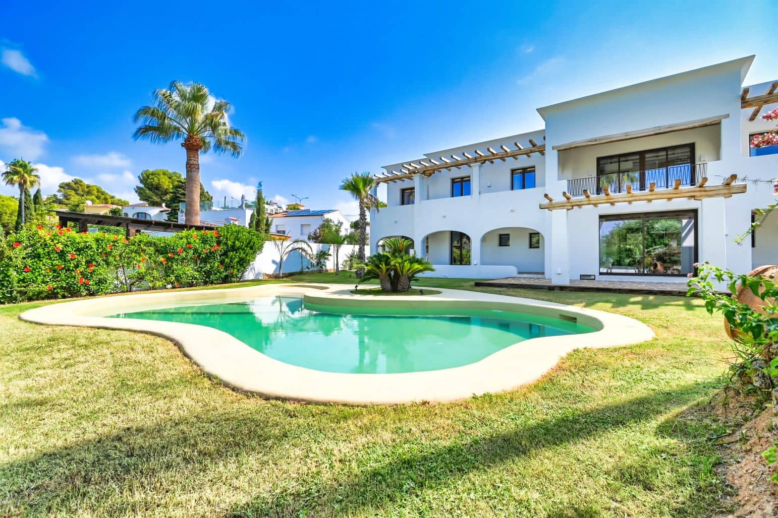 5 soverom Villa til salgs i Benissa med svømmebasseng garasje - € 2 975 000 (Ref: 8661522)