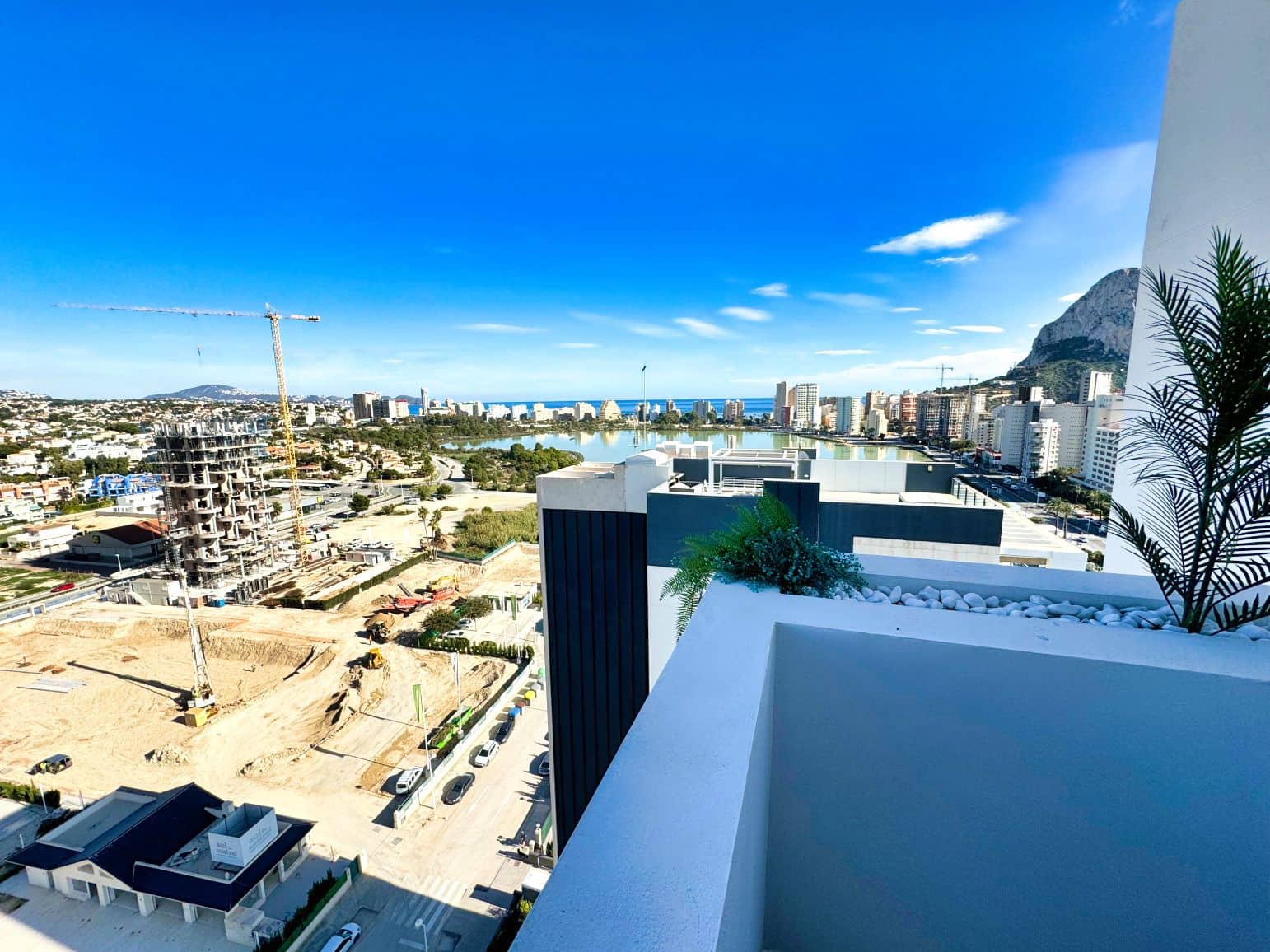 3 soveværelse Penthouse til salg i Calpe / Calp med garage - € 1.100.000 (Ref: 8668684)