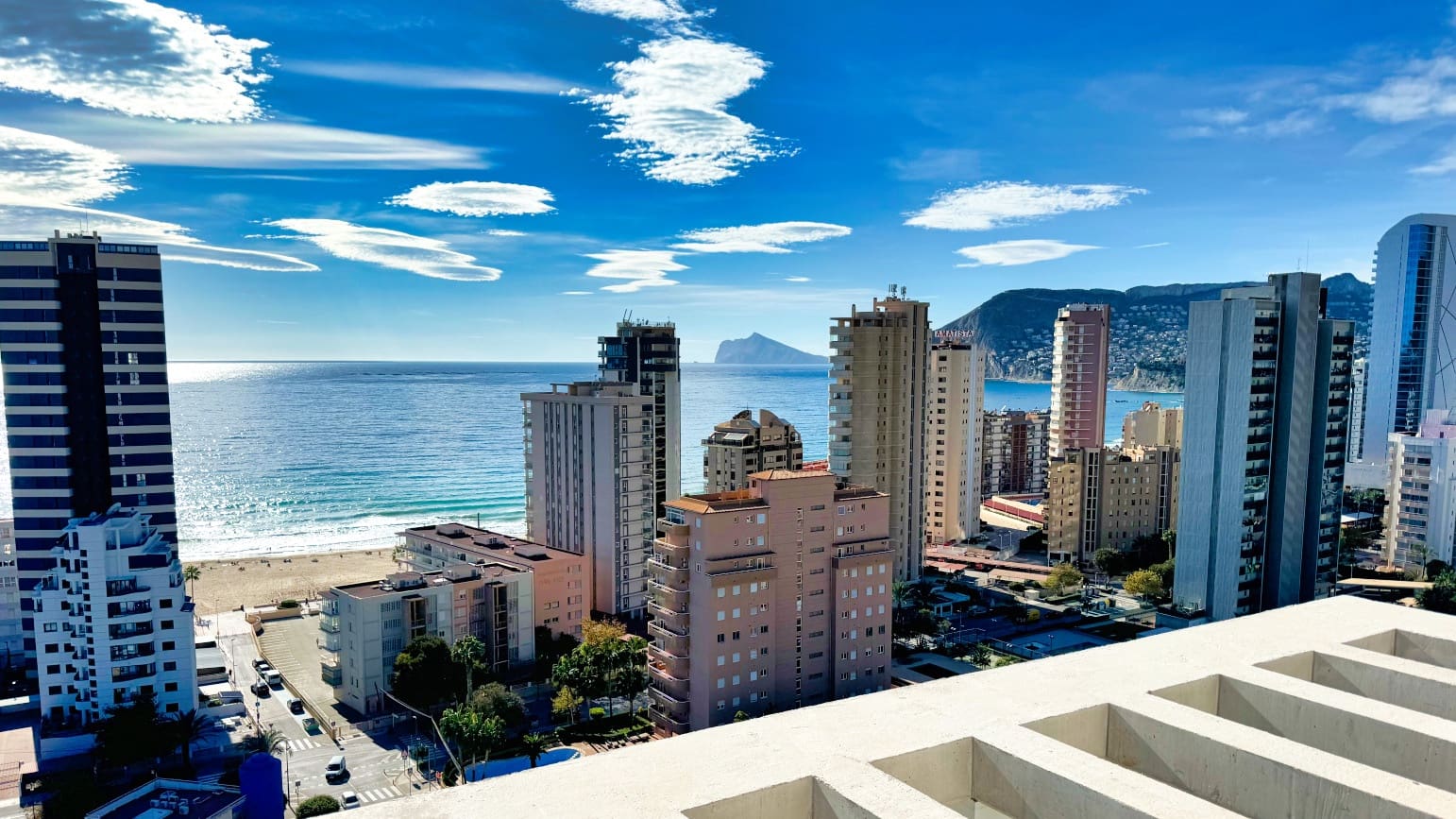 3 soveværelse Penthouse til salg i Calpe / Calp med garage - € 1.100.000 (Ref: 8668684)