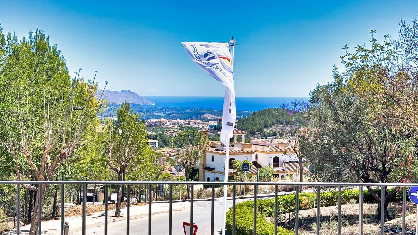 3 bedroom Villa for sale in Polop with pool garage - € 485,000 (Ref: 8692180)