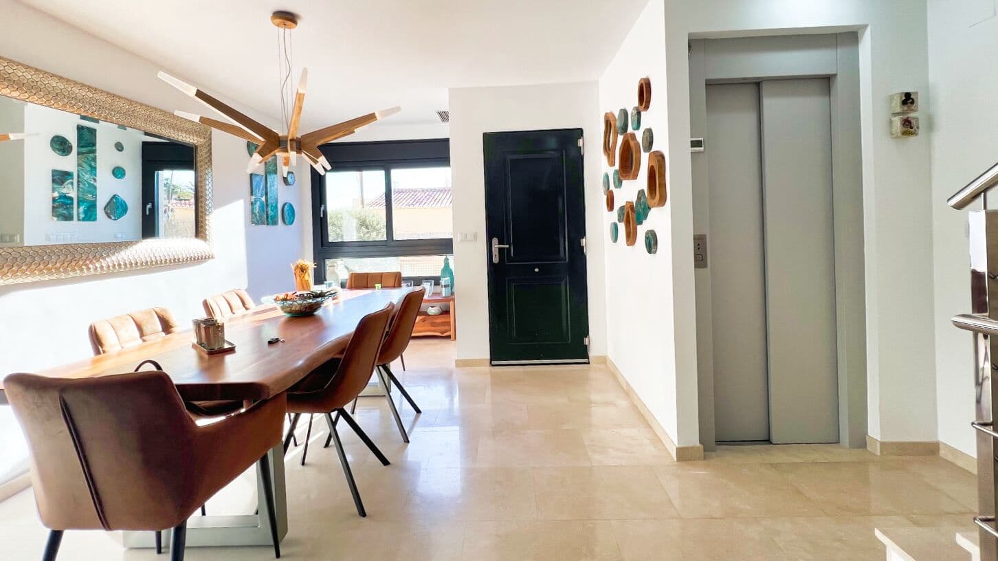 3 Zimmer Haus zu verkaufen in Calpe / Calp mit Pool Garage - 520.000 € (Ref: 8703219)