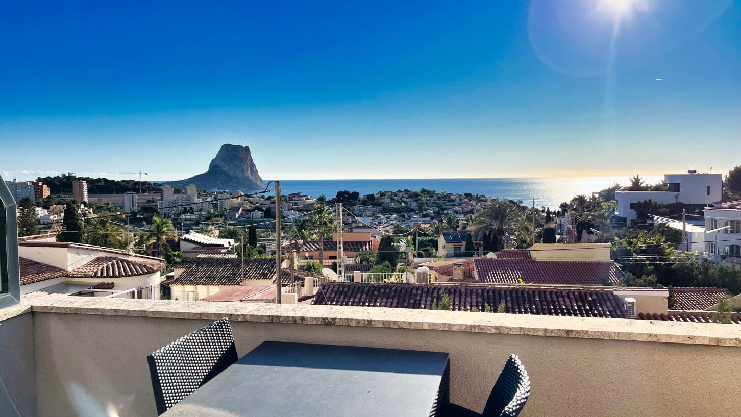 3 Zimmer Haus zu verkaufen in Calpe / Calp mit Pool Garage - 520.000 € (Ref: 8703219)