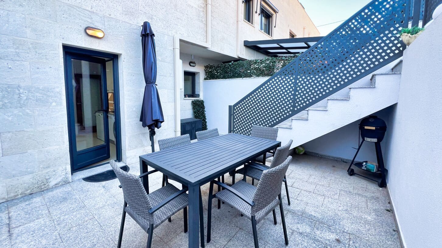 3 Zimmer Haus zu verkaufen in Calpe / Calp mit Pool Garage - 520.000 € (Ref: 8703219)