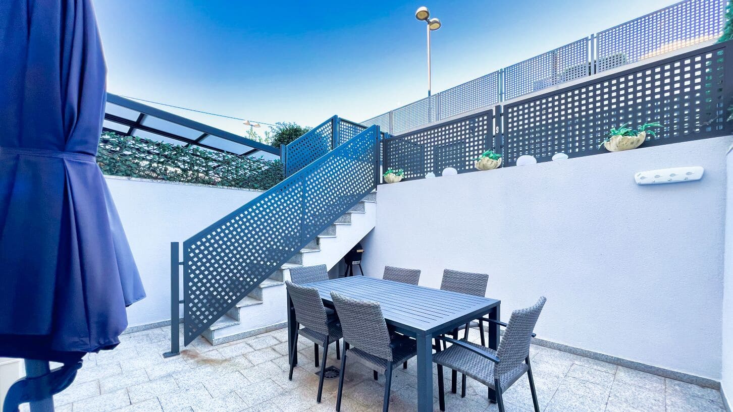 3 Zimmer Haus zu verkaufen in Calpe / Calp mit Pool Garage - 520.000 € (Ref: 8703219)