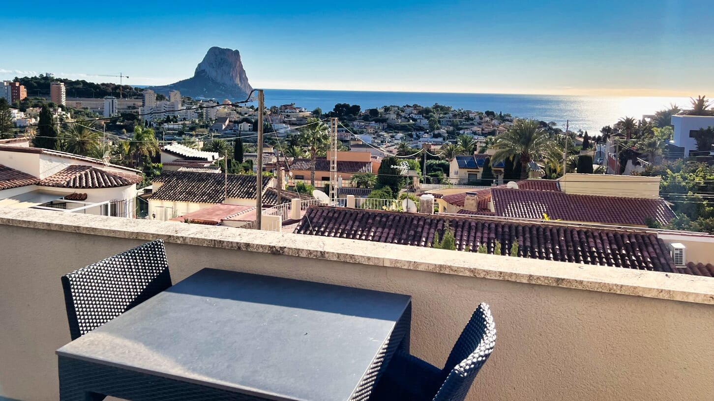 3 Zimmer Haus zu verkaufen in Calpe / Calp mit Pool Garage - 520.000 € (Ref: 8703219)