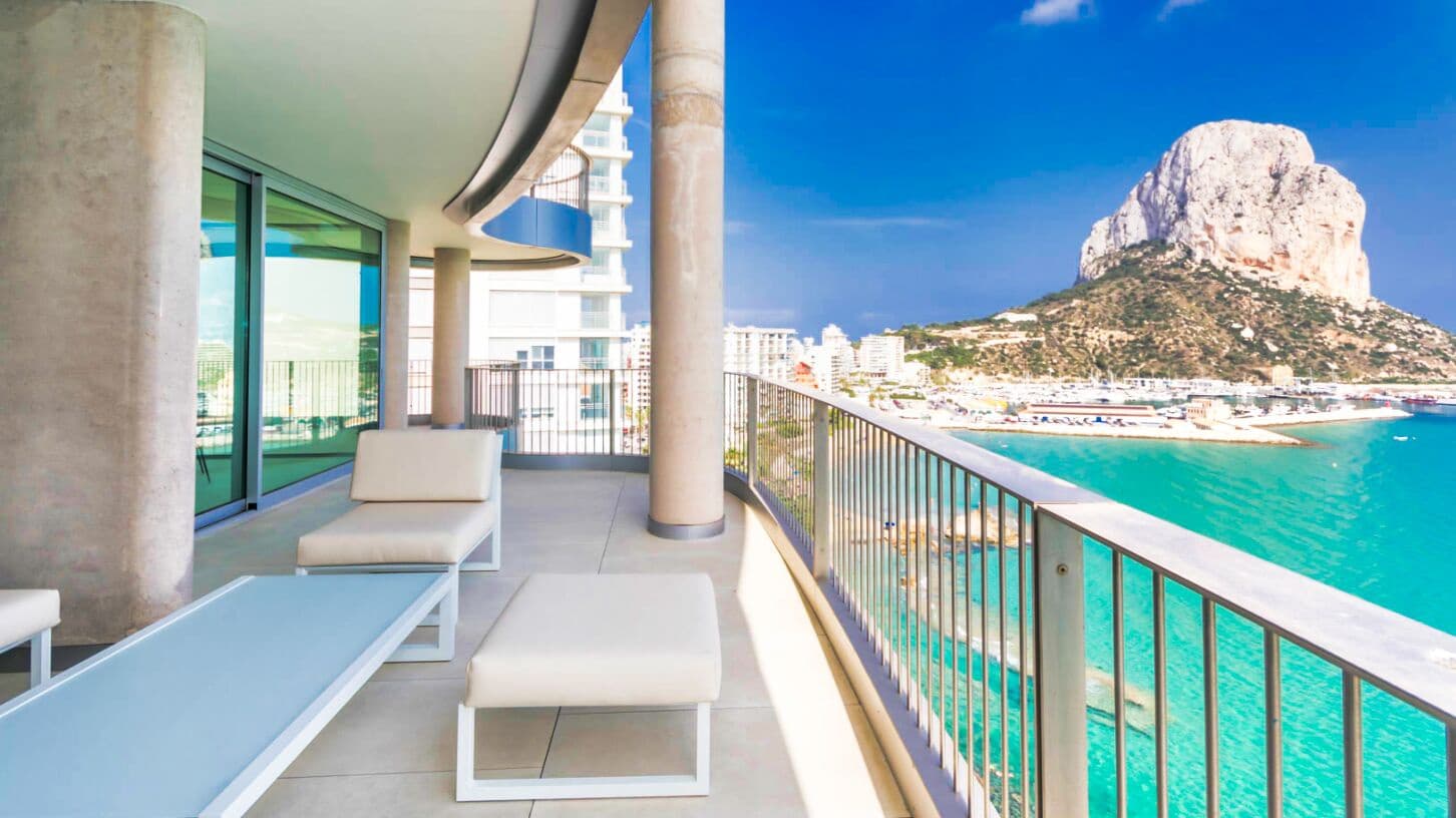 4 soveværelse Lejlighed til salg i Calpe / Calp med swimmingpool garage - € 1.600.000 (Ref: 8736468)