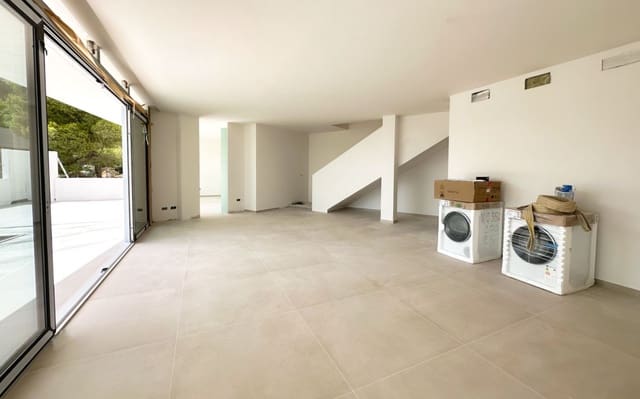 4 makuuhuone Huvila myytävänä paikassa Altea la Vella, Altea mukana uima-altaan 
autotalli - 1 700 000 € (Ref: 8744349)