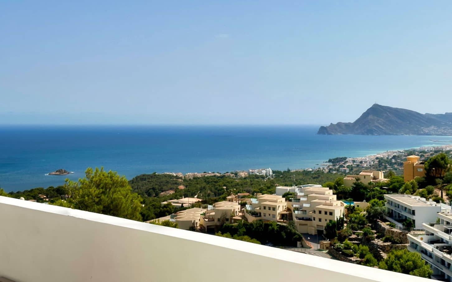 4 makuuhuone Huvila myytävänä paikassa Altea la Vella mukana uima-altaan 
autotalli - 1 700 000 € (Ref: 8744349)