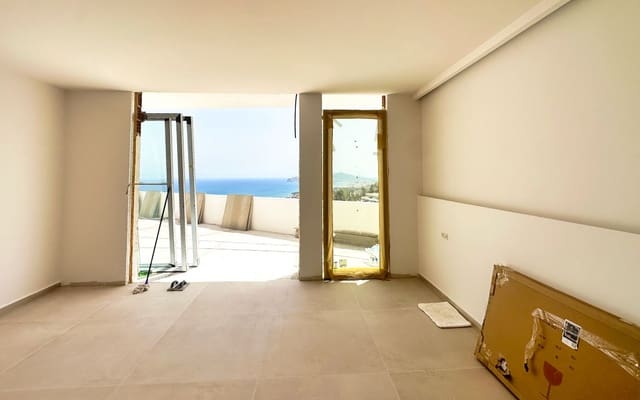 4 makuuhuone Huvila myytävänä paikassa Altea la Vella, Altea mukana uima-altaan 
autotalli - 1 700 000 € (Ref: 8744349)