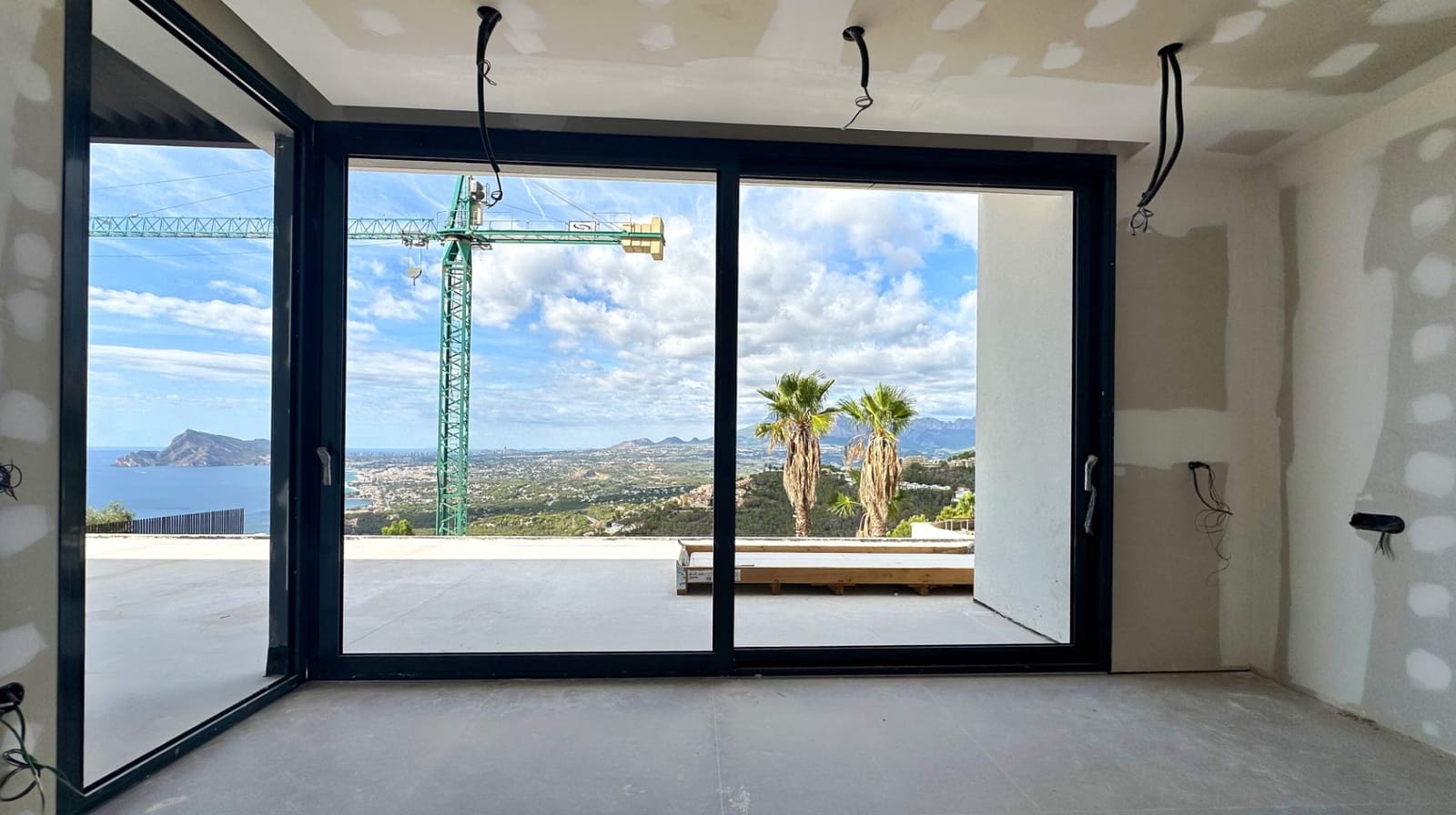 4 bedroom Villa for sale in Altea with pool - € 2,690,000 (Ref: 8744666)