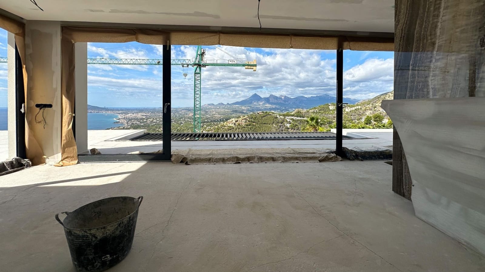 4 bedroom Villa for sale in Altea with pool - € 2,690,000 (Ref: 8744666)