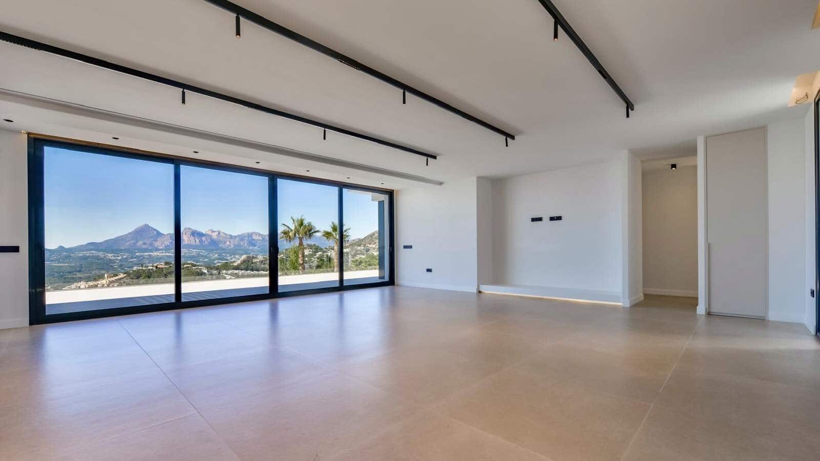 4 bedroom Villa for sale in Altea with pool - € 2,690,000 (Ref: 8744666)