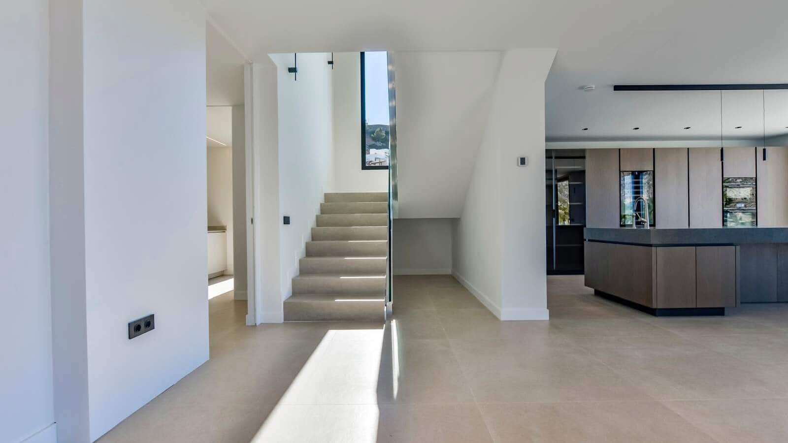 4 bedroom Villa for sale in Altea with pool - € 2,690,000 (Ref: 8744666)