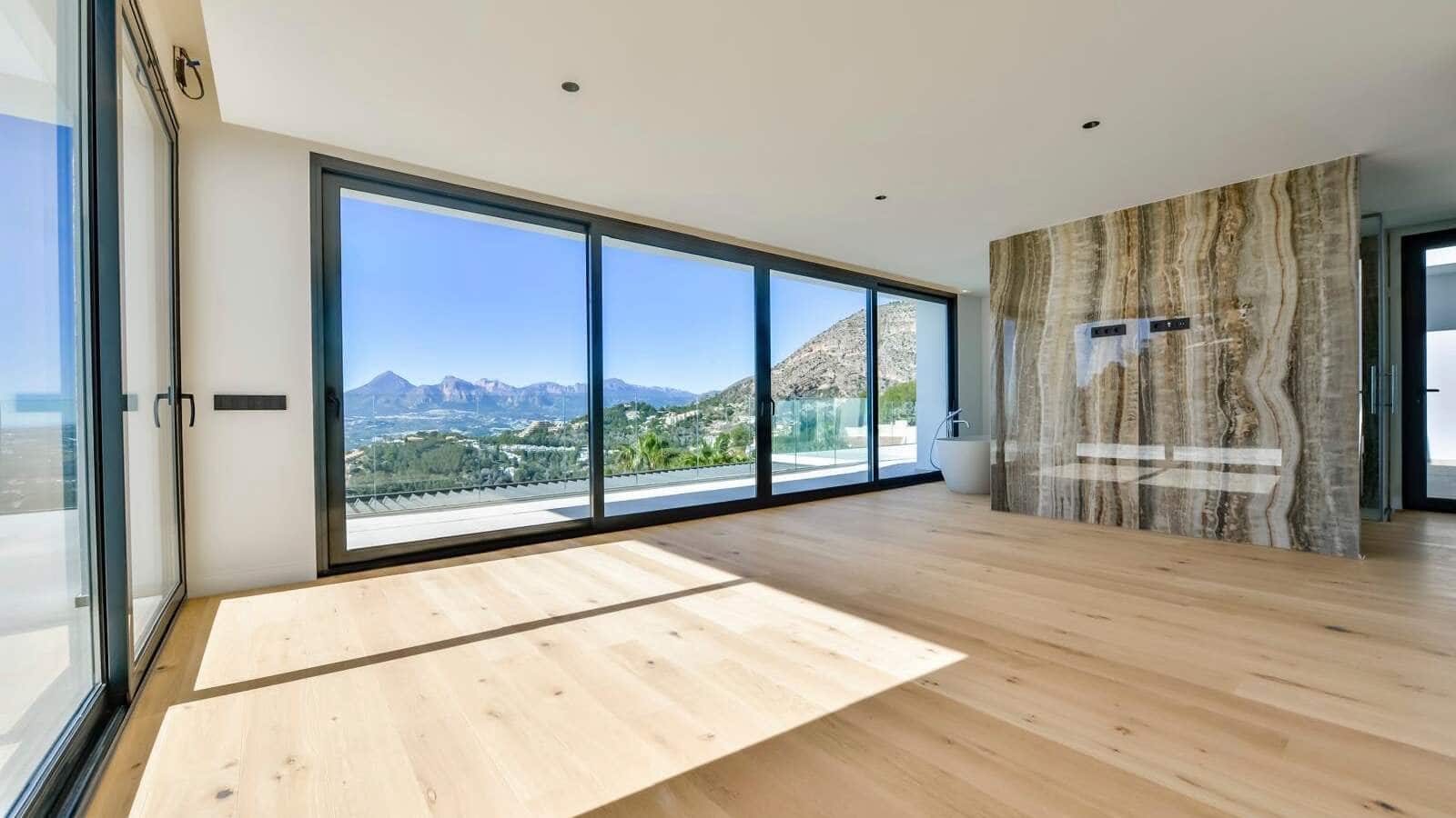 4 bedroom Villa for sale in Altea with pool - € 2,690,000 (Ref: 8744666)
