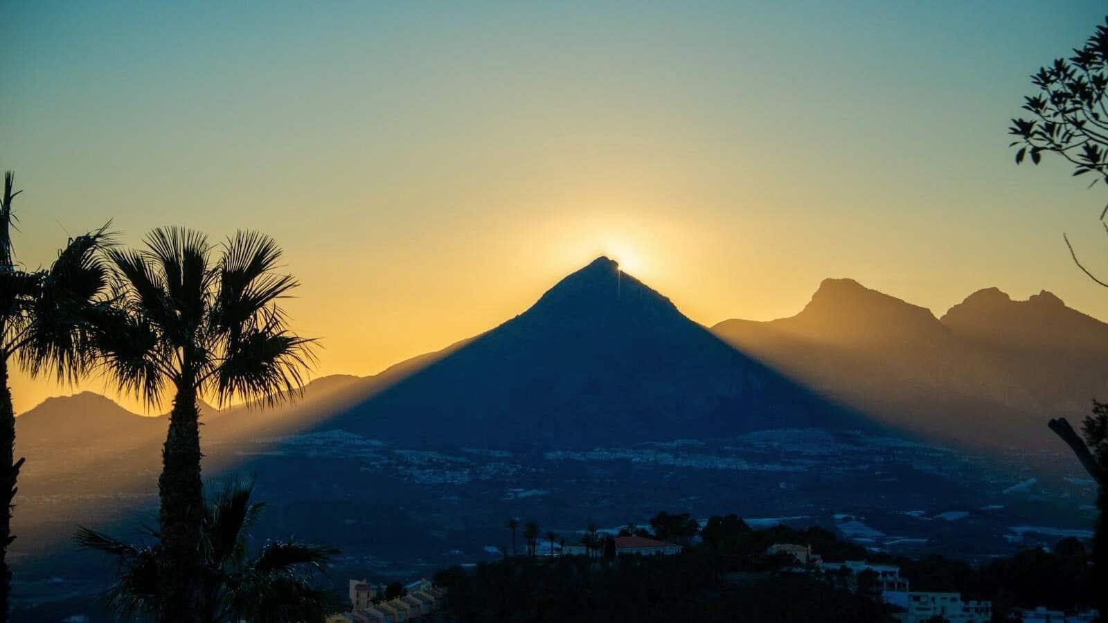 4 bedroom Villa for sale in Altea with pool - € 2,690,000 (Ref: 8744666)